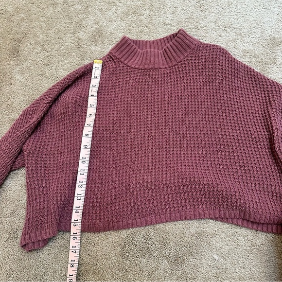 Hollister Mock Neck Maroon Purple/Red Waffle Knit Sweater Medium EUC - Picture 6 of 7